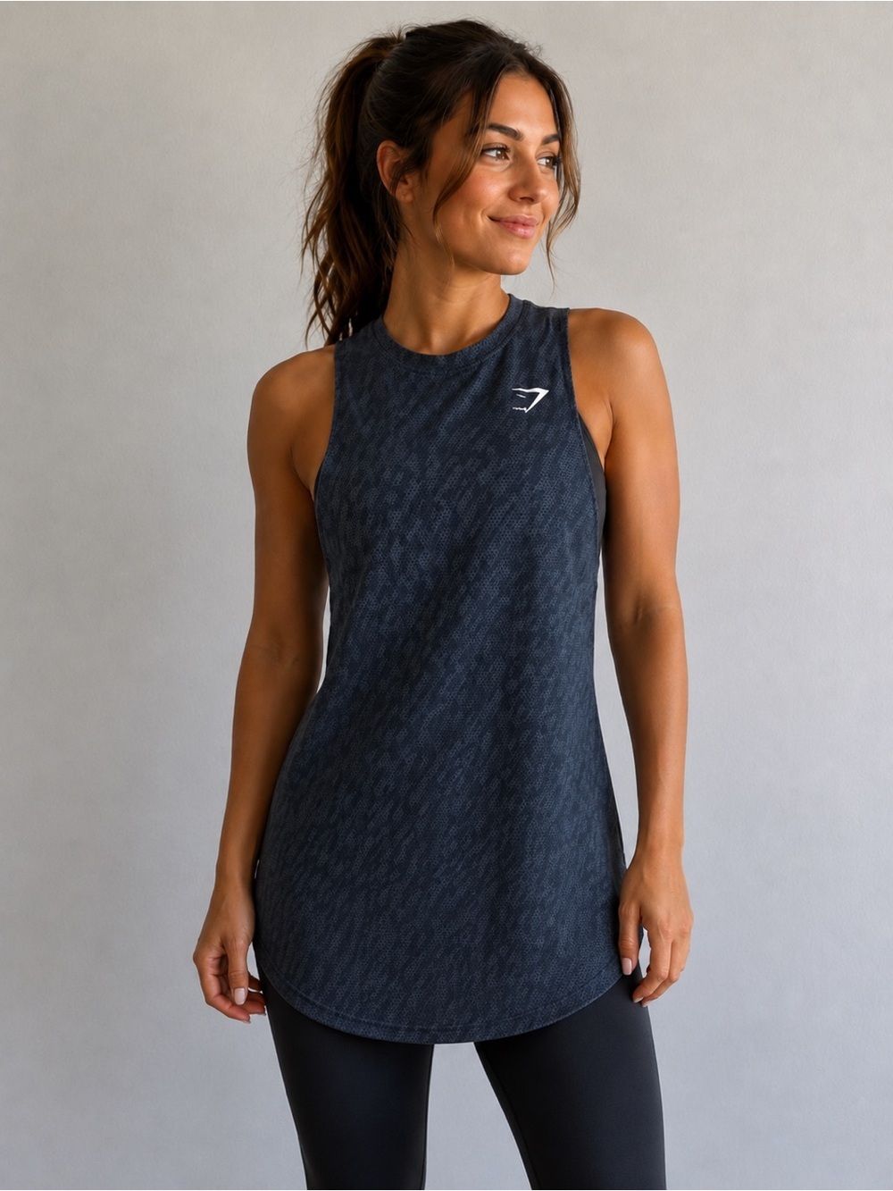 Gymshark Women’s Muscle Tank Top Size Small Gray Blue Athletic Training Shirt
